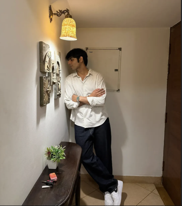 Carsfinity crew member